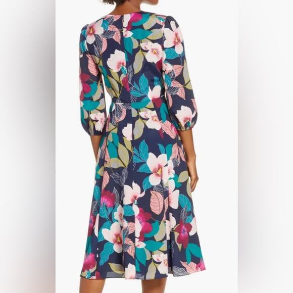 Eliza J Floral Faux wrap dress Size 4 - Picture 4 of 12